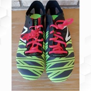 New Balance Women's SD400v2 Spike

Running Shoes